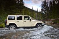 Exterieur_Jeep-Wrangler-2011_5