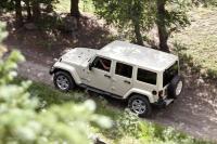 Exterieur_Jeep-Wrangler-2011_8