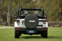 Exterieur_Jeep-Wrangler_16
                                                        width=