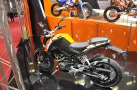 Exterieur_KTM-Duke-125-2012_5
                                                        width=