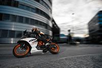 Exterieur_KTM-Duke-RC-390_11
                                                        width=