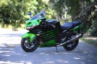 Exterieur_Kawasaki-ZZR-1400-Performance-Sport_4
                                                        width=