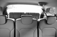 Interieur_Kia-Carens-2013_98