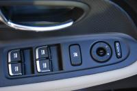 Interieur_Kia-Carens-2013_72