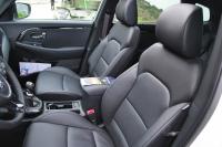 Interieur_Kia-Carens-2013_68