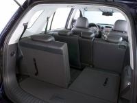 Interieur_Kia-Carrens_21