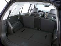 Interieur_Kia-Carrens_32