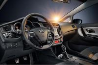 Interieur_Kia-Cee-D-2012_31
                                                        width=