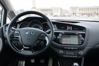 Interieur_Kia-Cee-d-CRDi-Premium_25
                                                        width=