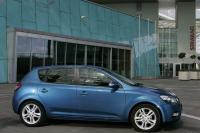 Exterieur_Kia-Ceed-2010_8