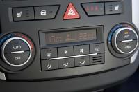 Interieur_Kia-Ceed-2010_20