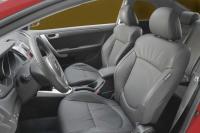 Interieur_Kia-Forte-Koup_15