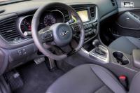 Interieur_Kia-Optima-2014_11