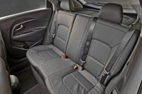 Interieur_Kia-Rio-2011_26