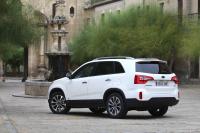 Exterieur_Kia-Sorento-2013_19