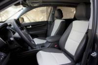 Interieur_Kia-Sorento-2013_25
                                                        width=