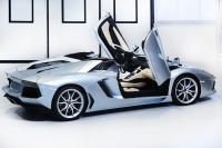 Exterieur_Lamborghini-Aventador-Roadster_7
                                                        width=