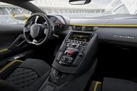 Interieur_Lamborghini-Aventador-S_19
                                                        width=