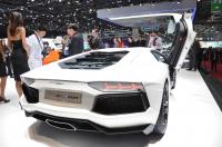 Exterieur_Lamborghini-Aventador_16
                                                        width=