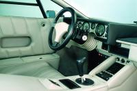 Interieur_Lamborghini-Countach-1985_8
                                                        width=