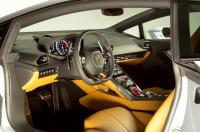 Interieur_Lamborghini-Huracan-2014_16
                                                        width=