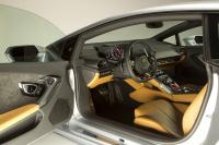 Interieur_Lamborghini-Huracan-2014_18