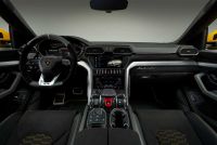 Interieur_Lamborghini-SUV-URUS_17
                                                        width=