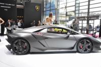 Exterieur_Lamborghini-Sesto-Elemento_13