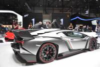 Exterieur_Lamborghini-Veneno-2013_9
                                                        width=