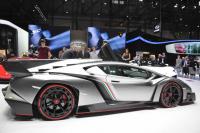 Exterieur_Lamborghini-Veneno-2013_1
                                                        width=