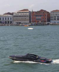 Exterieur_Lancia-Powerboat_0