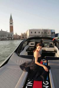 Exterieur_Lancia-Powerboat_8
                                                        width=