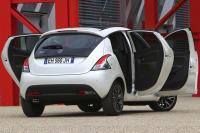 Exterieur_Lancia-Ypsilon-2011_8
                                                        width=