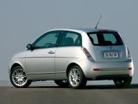 Exterieur_Lancia-Ypsilon_0
                                                                        width=