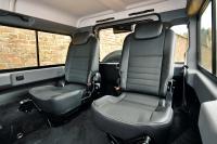 Interieur_Land-Rover-Defender_68
                                                        width=