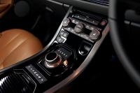 Interieur_Land-Rover-Range-Rover-Evoque-Victoria-Beckham_18
                                                        width=