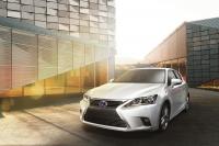 Exterieur_Lexus-CT-200h-2014_1