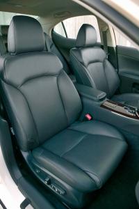 Interieur_Lexus-IS_79