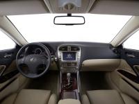 Interieur_Lexus-IS_57