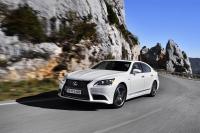 Exterieur_Lexus-LS-F-Sport_13