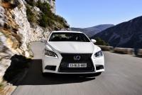 Exterieur_Lexus-LS-F-Sport_8
                                                        width=