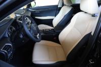 Interieur_Lexus-NX-300h-Hybride_25
                                                        width=