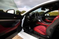 Interieur_Lexus-RC-300h_46