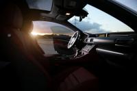 Interieur_Lexus-RC-300h_39