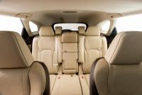 Interieur_Lexus-RX-L_12
                                                        width=