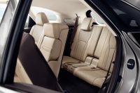 Interieur_Lexus-RX-L_23