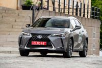 Exterieur_Lexus-UX_10
                                                        width=