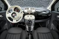 Interieur_LifeStyle-Fiat-500-500C-Petite-Robe-Noire-Guerlain_19