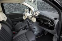 Interieur_LifeStyle-Fiat-500-500C-Petite-Robe-Noire-Guerlain_15