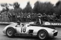 Exterieur_LifeStyle-Mercedes-W-196-R-Fangio_2